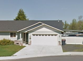 267 Oak Crest Way, Medford, OR