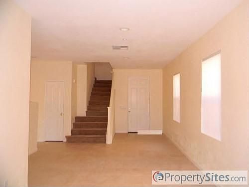 3rd image of 13203 La Tierra Way