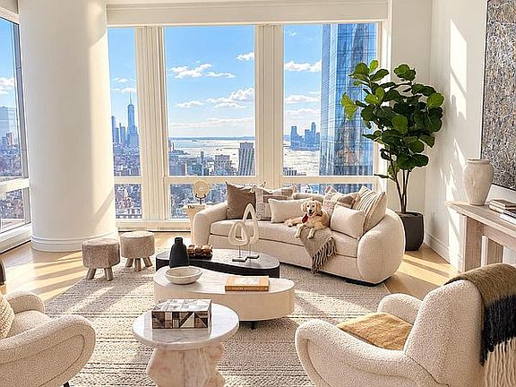 2nd image of 35 Hudson Yards #5604