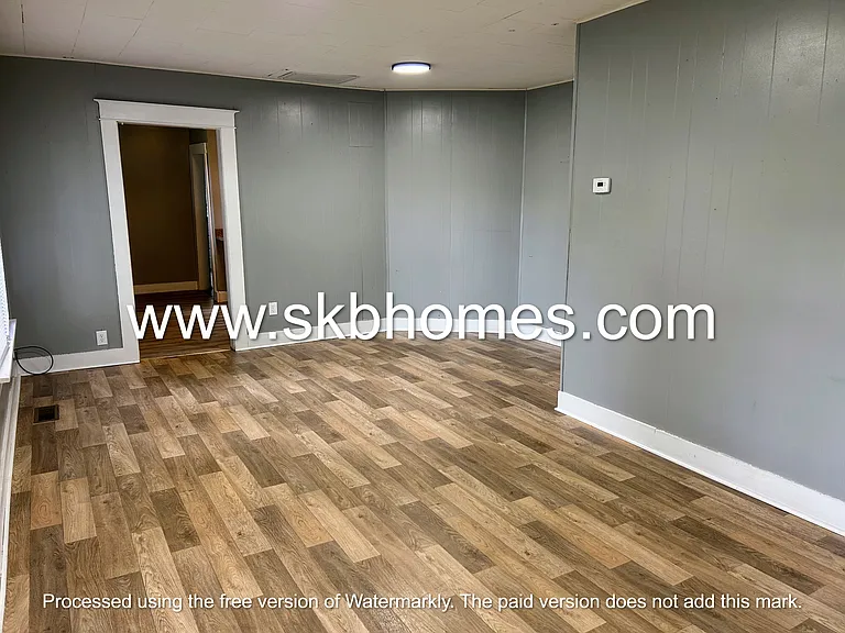 403 W 13th St — Photo 4