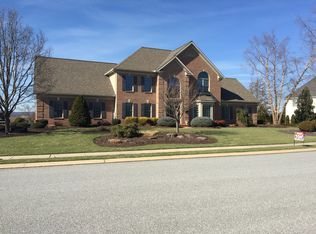 1353 Stonehenge Dr, York, PA