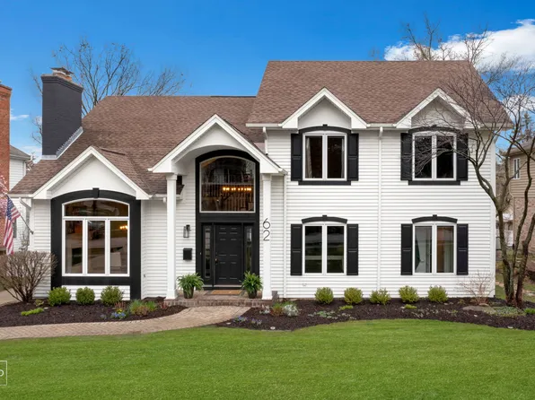 62 Bonnie Ln, Clarendon Hills, IL 60514