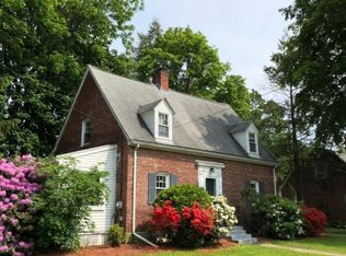 31 Chester St, Nashua, NH 03064