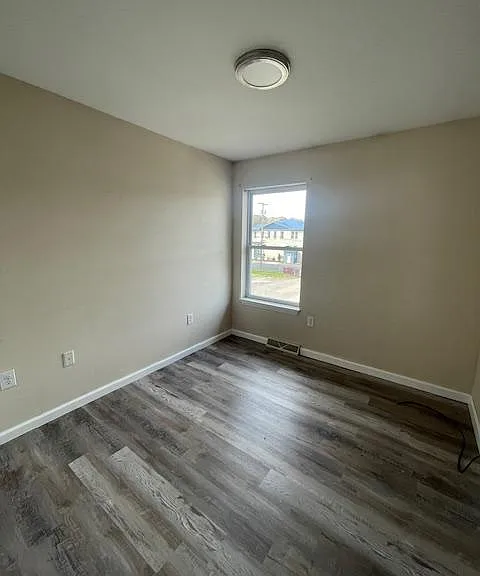 151 Plum Way — Photo 6