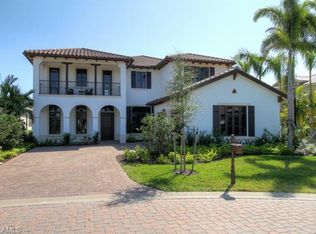 2238 Aberdeen Ct, Naples, FL 34105