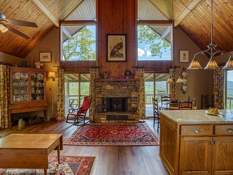 402 Wilderness Dr — Photo 6
