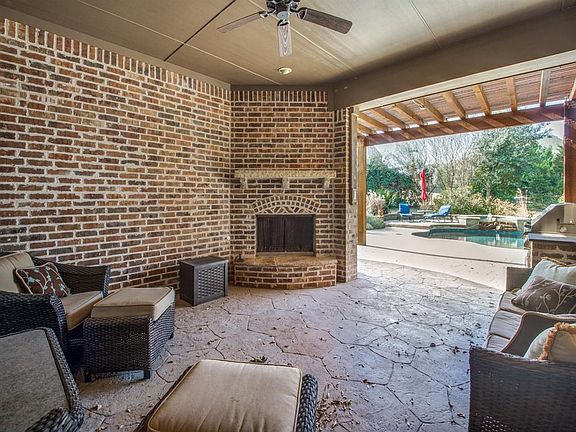 5th image of 2604 Majestic Grove Ln