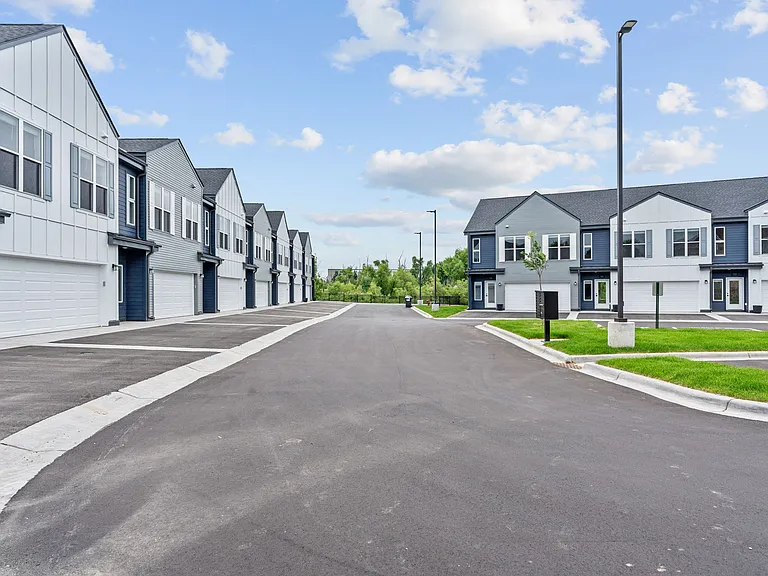 Townhomes at Preserve — Photo 32