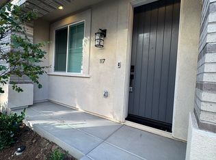 117 Towns Ave, Upland, CA 91786