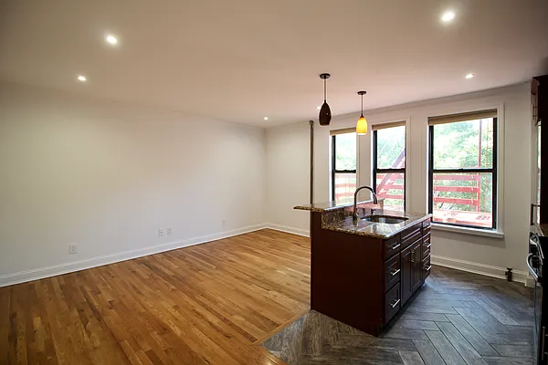 Rented by Hagstrom Management Inc | media 6