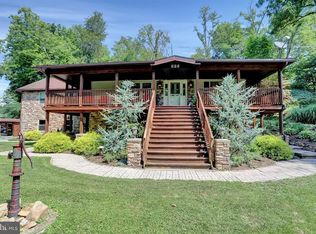 524 Loop Rd, Lewistown, PA 17044