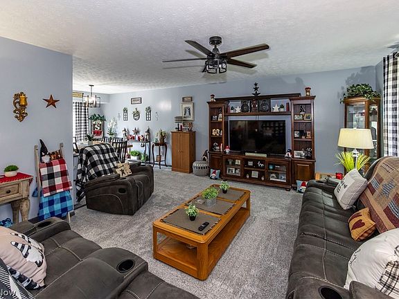 5th image of 13485 Sunflower Ave NW