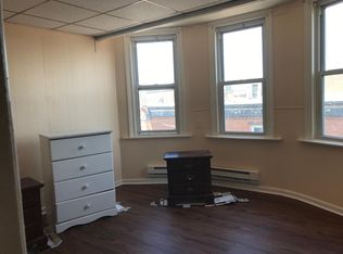 1515 S 9th St FLOOR 3, Philadelphia, PA 19147