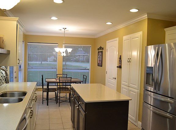 5th image of 6 Deerwood Cir