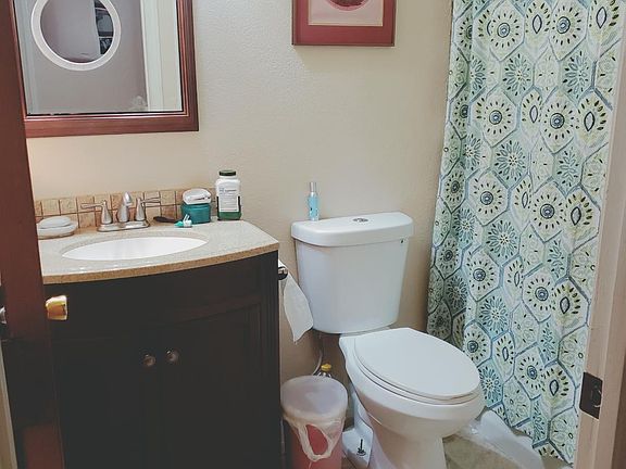 Main bathroom