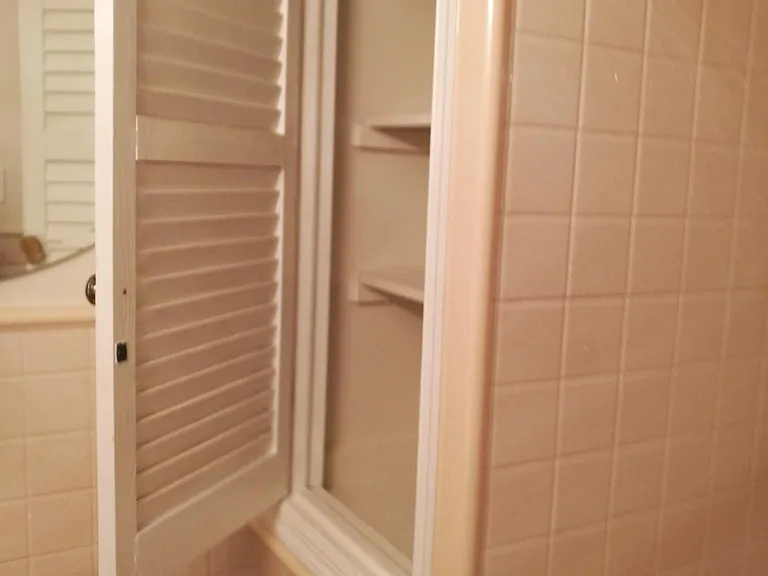 Hallway Bath Room