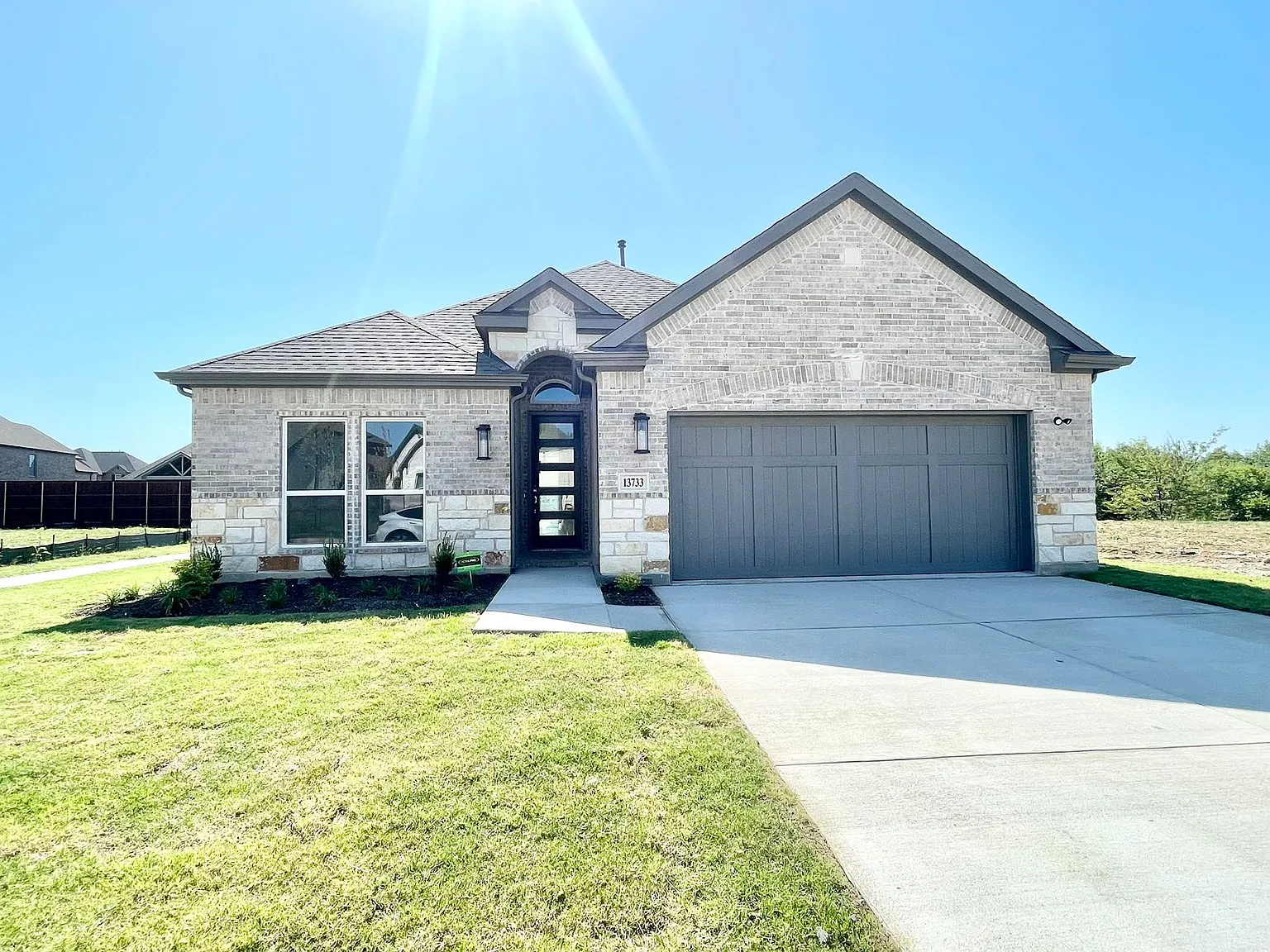 4 bed, 2122 sqft, $2,950 — Photo 1