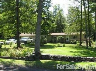 28 Neering Rd, Hancock, NY 13783