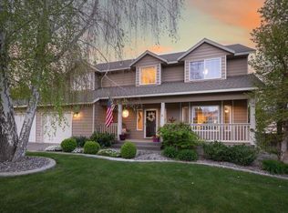 216 Pacific Ct, Richland, WA