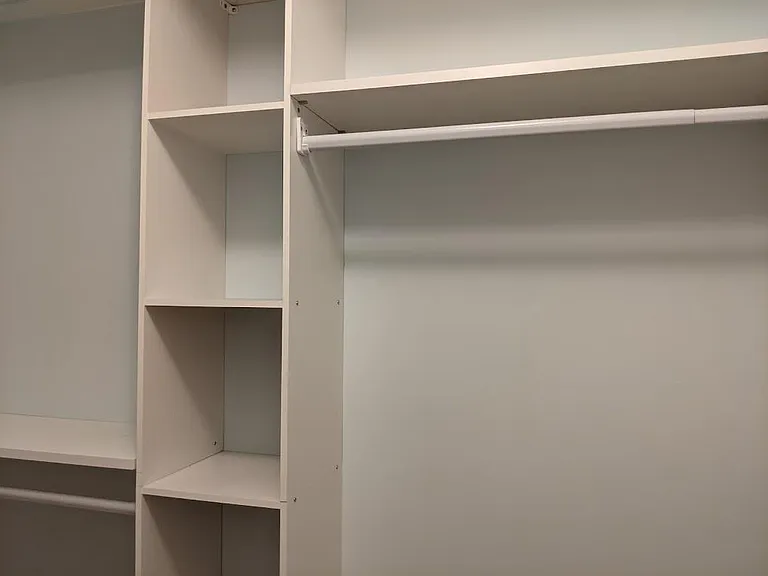 Walking closet