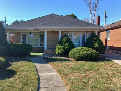 5959 Burger St, Dearborn Heights, MI, 48127