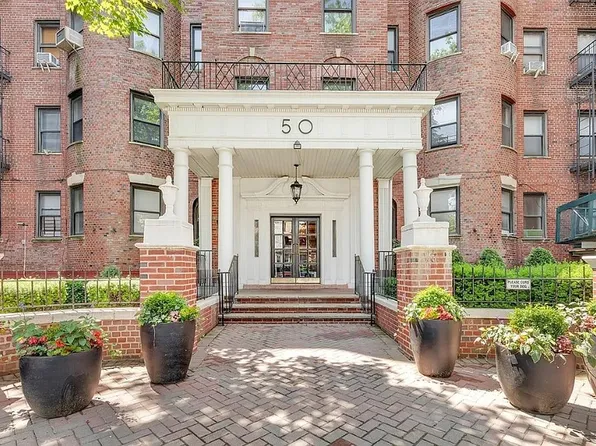 50 Lefferts Ave APT 2M, Brooklyn, NY 11225