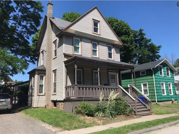 11 Union St #2, Brockport, NY 14420