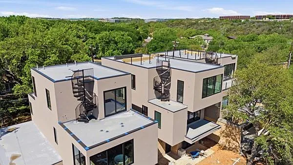 Building Photo - 1403 Barton Hills Dr #3