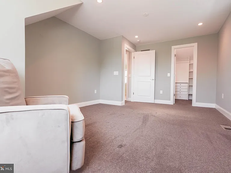 42 Grandview Dr — Photo 26