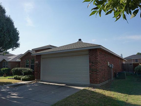 3rd image of 3402 Lipizzan Dr
