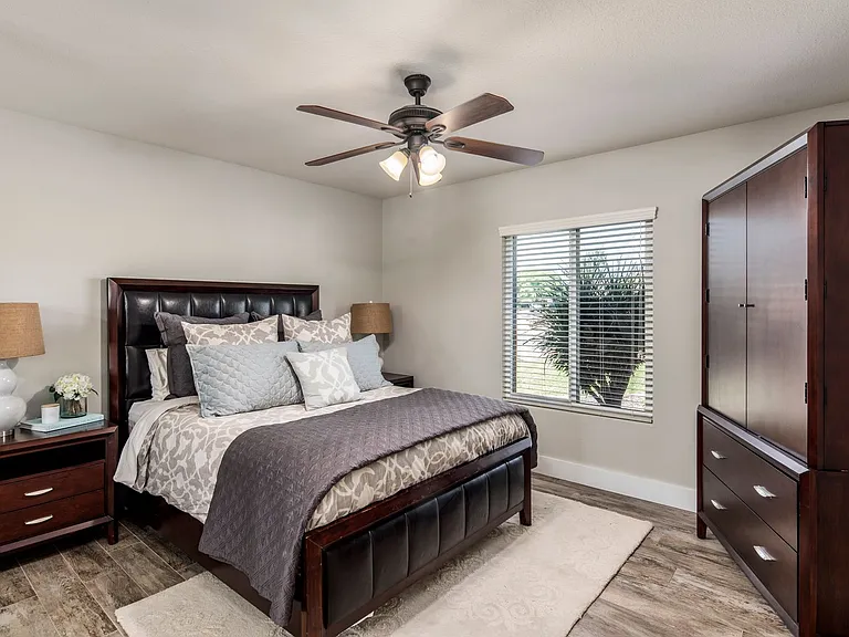 4909 E Sweetwater Ave — Photo 29