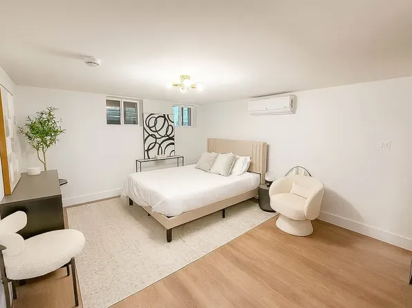 1853 Cornelia Street image 3 of 11