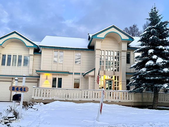2nd image of 2441 Scarborough Dr