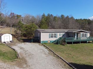 24 Meadows Dr, Murphy, NC 28906