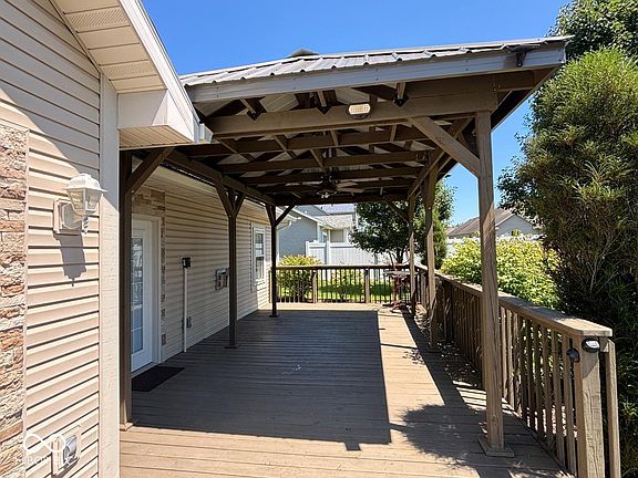 5th image of 3609 W Moore Rd