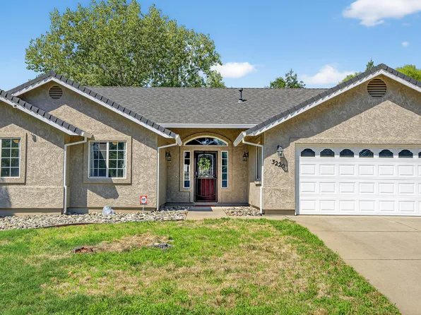 3220 Wandsworth Dr, Shasta Lake, CA 96019