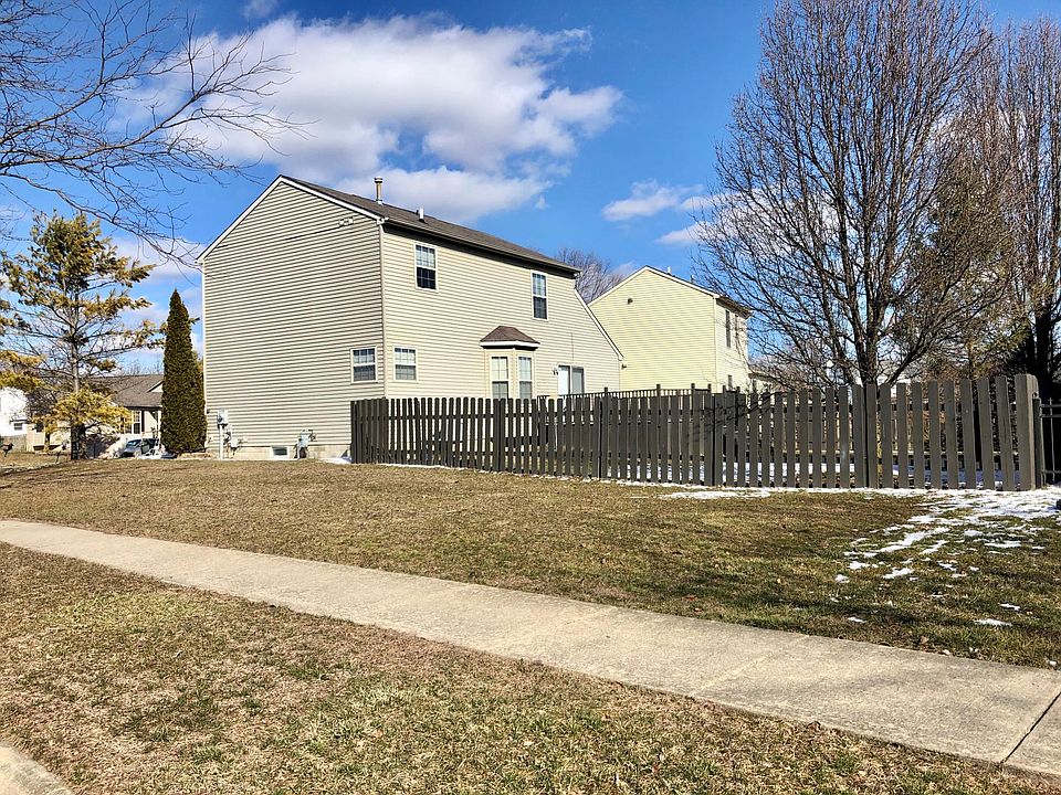 2nd image of 5755 Landsview Dr
