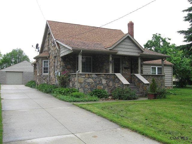 2nd image of 169 Hillcrest Dr