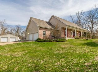 24360 Remington Ln, Lebanon, MO 65536