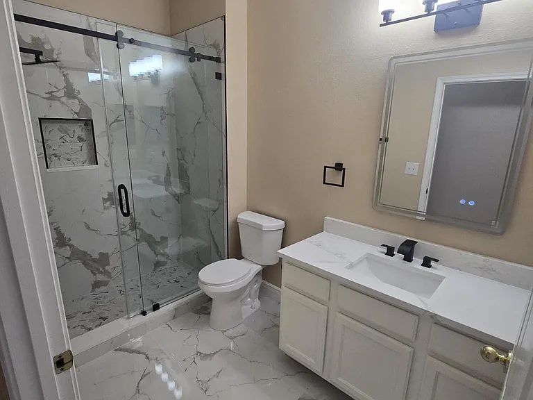 7047 Deer Lodge Cir #102 — Photo 7
