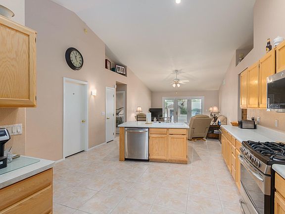 5th image of 4462 E Campo Bello Dr