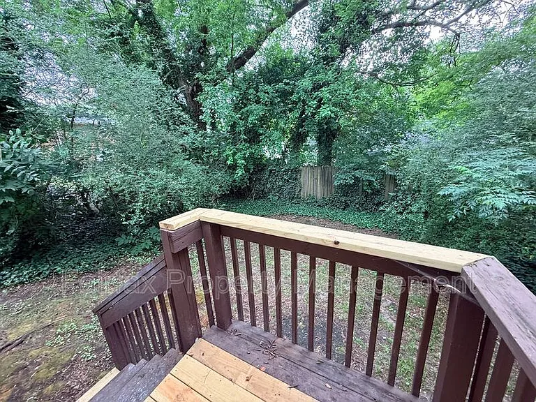 912 Massey Ave — Photo 21