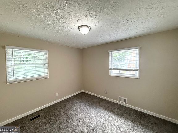 5th image of 491 Elbridge Dr NW