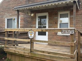 25745 Princeton St, Dearborn Heights, MI 48125