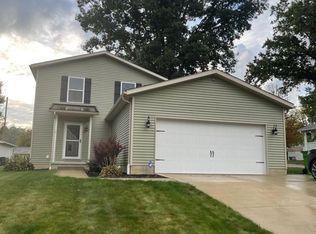 67 S 2nd St, Rittman, OH 44270