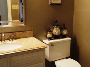 704 Eagle Ct, Jacksonville, NC 28540