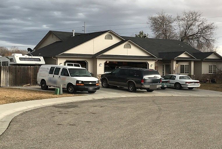 2nd image of 1601 W Streamside Ave