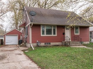 1208 5th St SE, Rochester, MN 55904