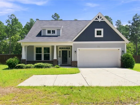 939 Montrose Rd, Raeford, NC 28376