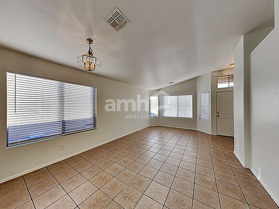 3rd image of 6802 W Northview Ave
